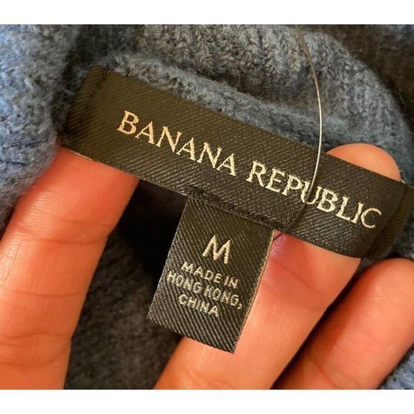 NWT Banana Republic Wool Turtleneck Sweater Size Medium Women’s Blue MSRP $109 - Picture 5 of 9
